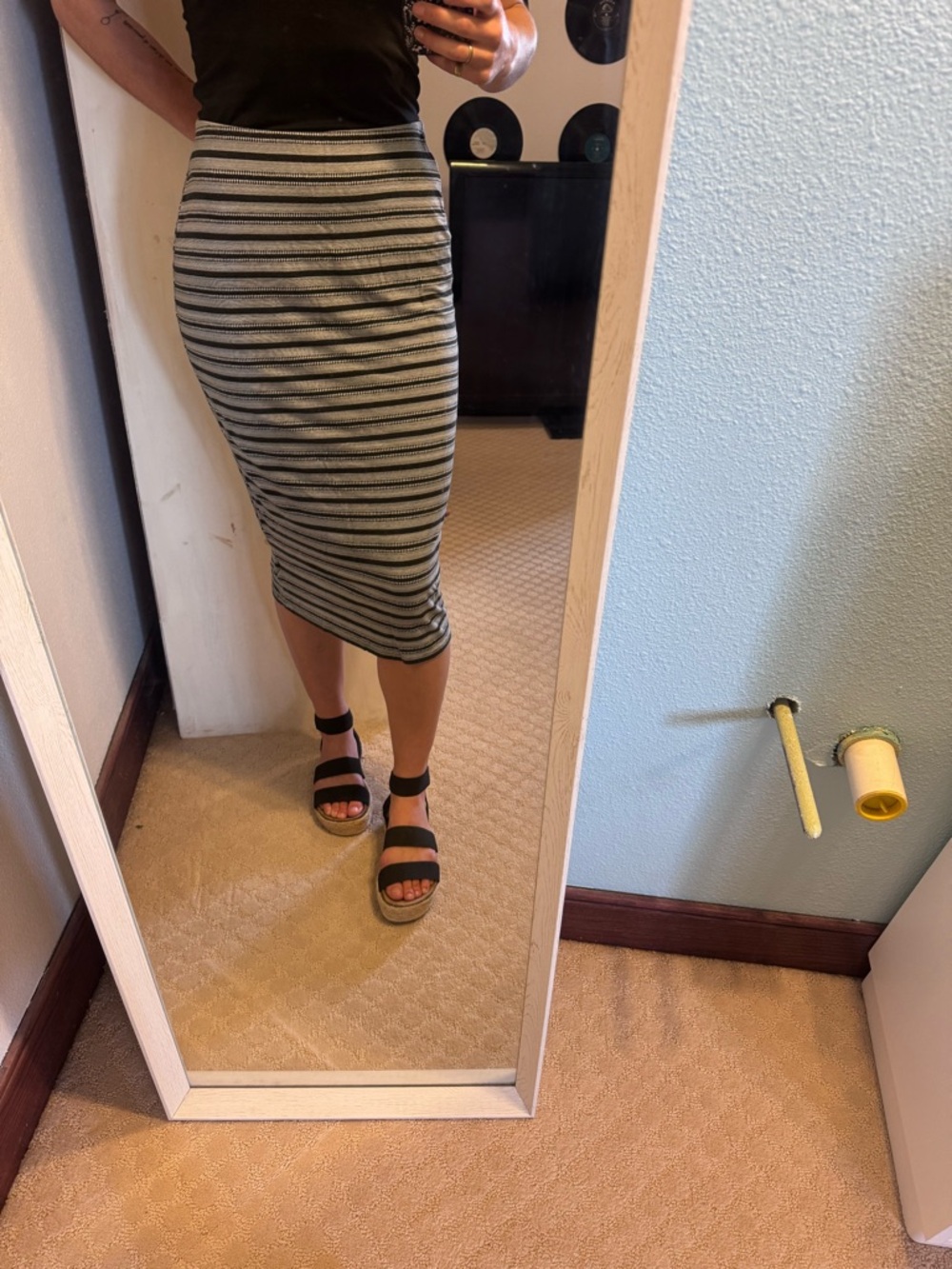 Old Navy Black and White Striped Pattern Midi Skirt